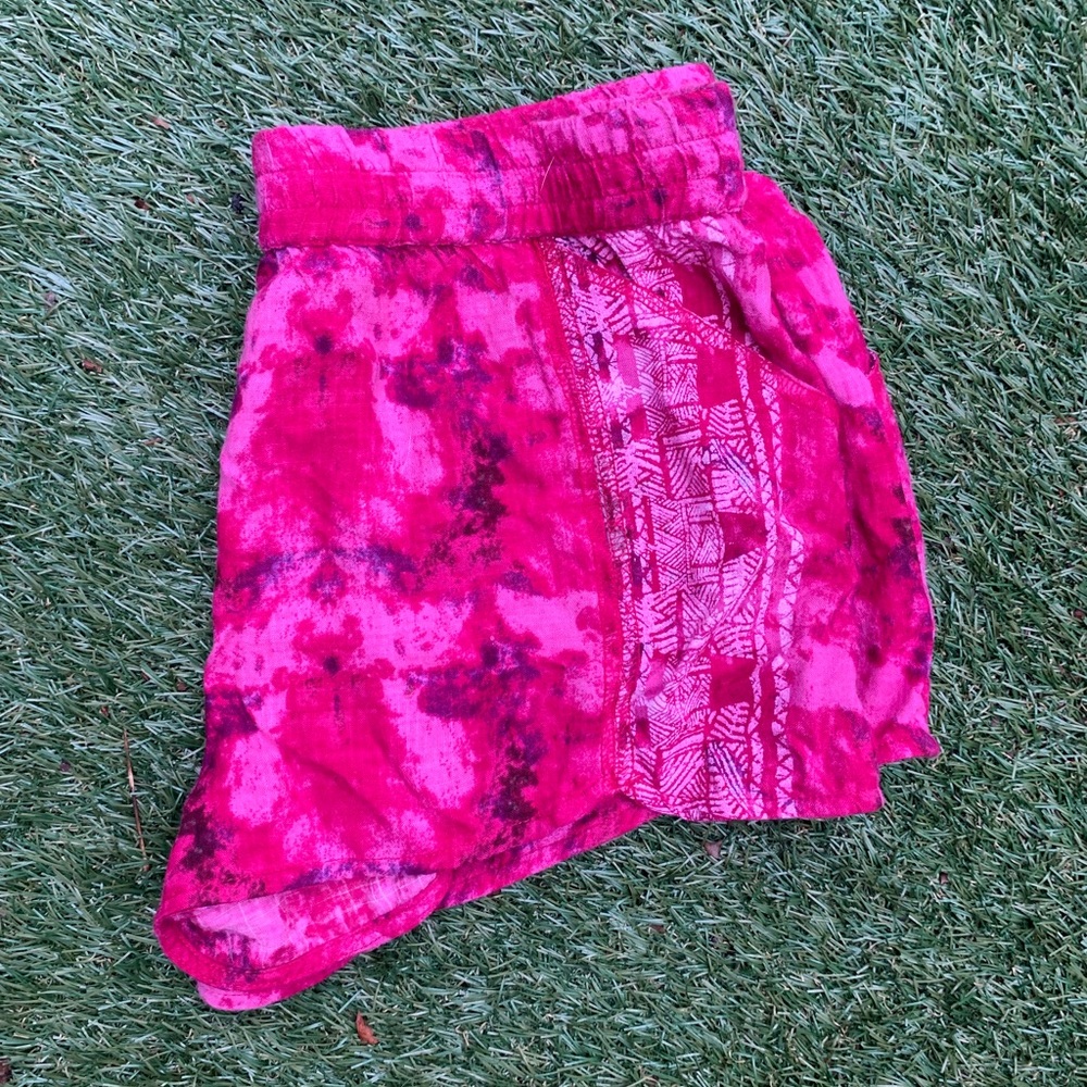 EUC Urban Outfitters Ecote shorts